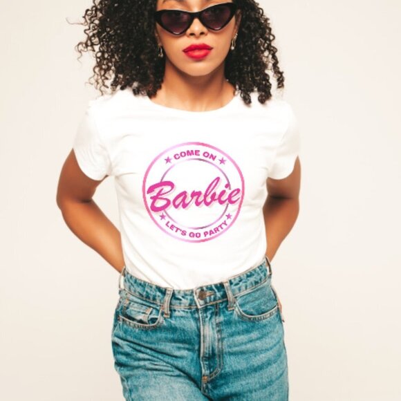 👚 𝗕𝗮𝗿𝗯𝗶𝗲 𝗧𝗲𝗲𝘀! 👚🎉 Bundle with a Hoodie or Tumbler for 20% Off 👚🎉 - Picture 3 of 6